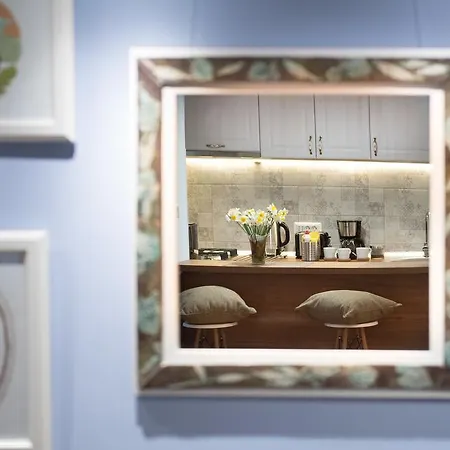 Apartment Artsy Studio-cismigiu Park Bucharest