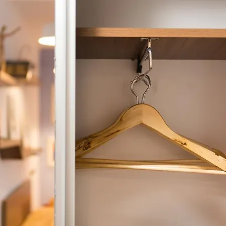 Artsy Studio-cismigiu Park Apartment *